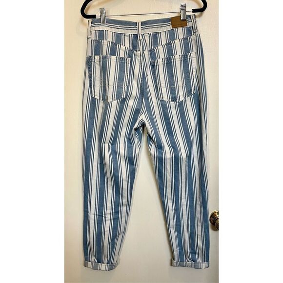 🔴 American Eagle blue and white striped mom jeans size size 6 - Picture 12 of 16